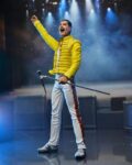 t-fig-neca-freddiemercury33